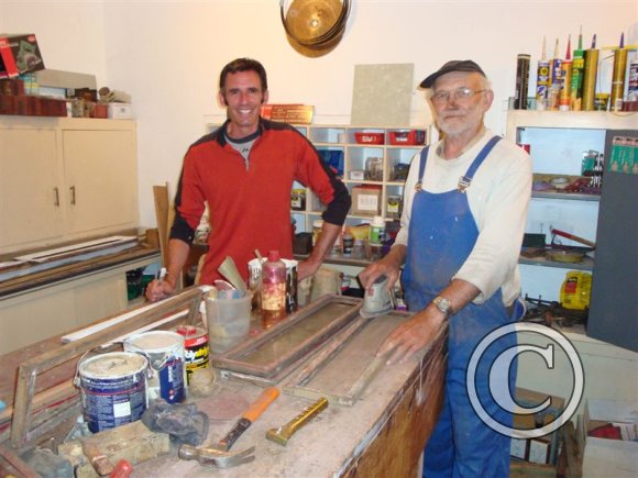 Andrew-Warren-C-work-on-the-fanlights