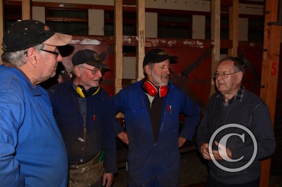 Peter-Mike-Warren-and-Keith-discuss-carriage-work.
