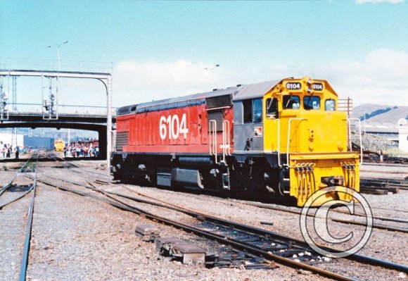 DF6104-HF